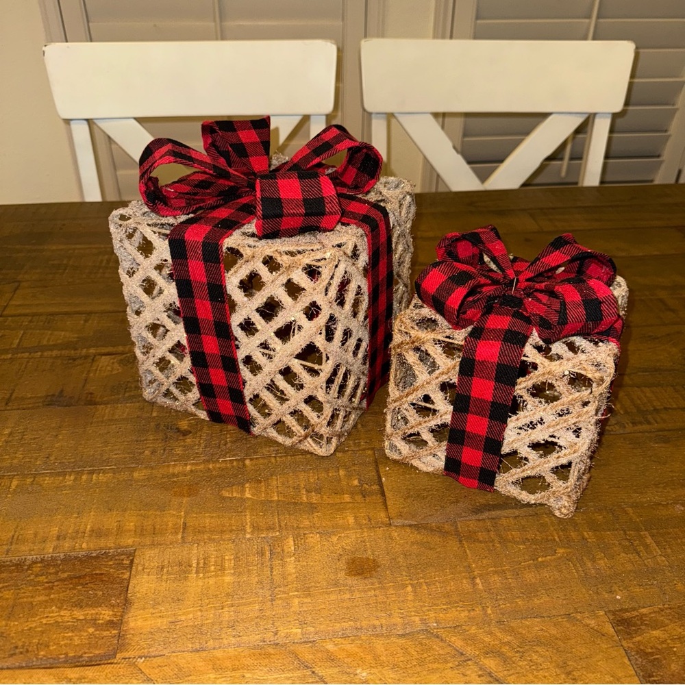 Rustic Burlap Gift Boxes with Red Plaid Bows